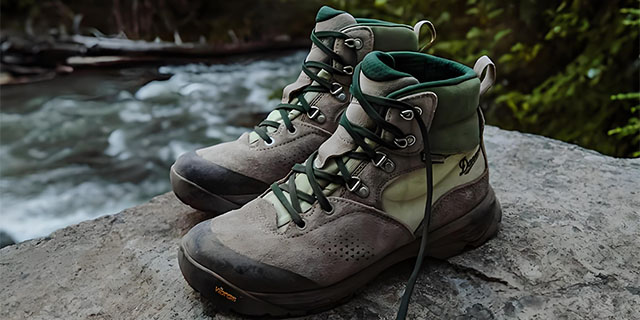 Applied  Hiking shoes